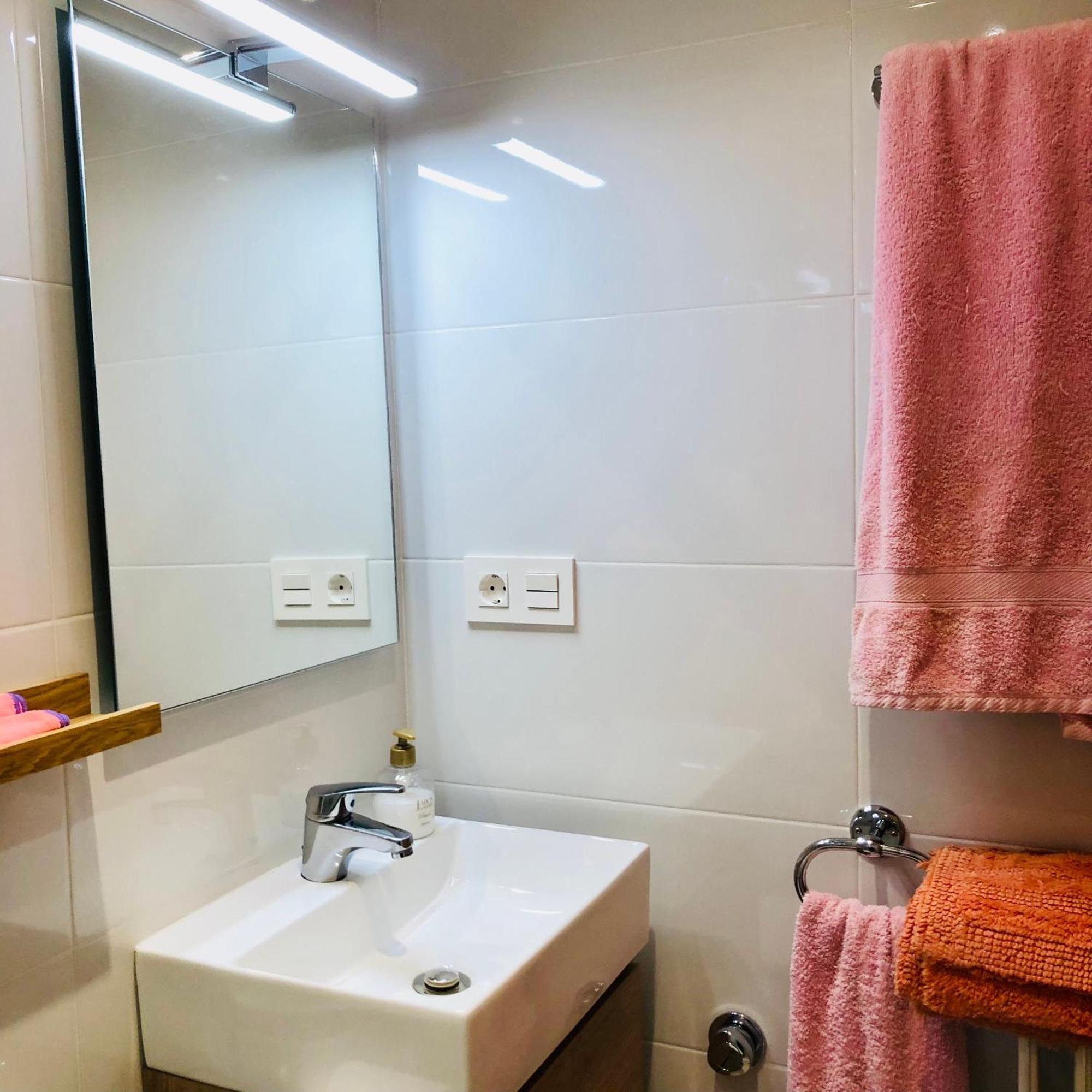 Piso Centrico Y Luminoso Apartment Leon Ngoại thất bức ảnh